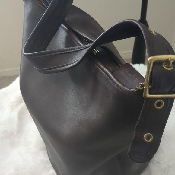 Vintage Coach Duffle Sac 9085 Dark Brown With Gold Hardware - Picture 1 of 13